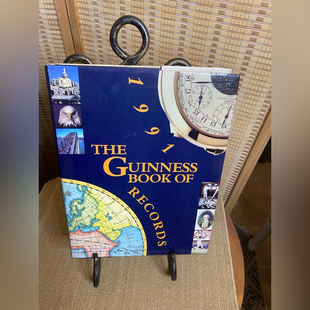 Vintage Guinness Book of Records 1991 Edition - Blue Cover hardcover